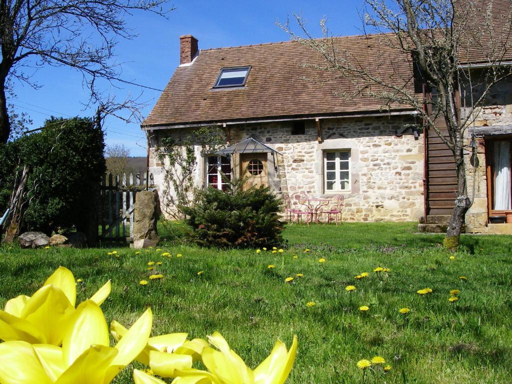Le Trot'In Chair Bed & Breakfast Martigny-le-Comte Екстериор снимка