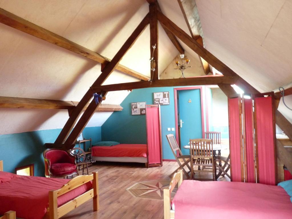 Le Trot'In Chair Bed & Breakfast Martigny-le-Comte Стая снимка