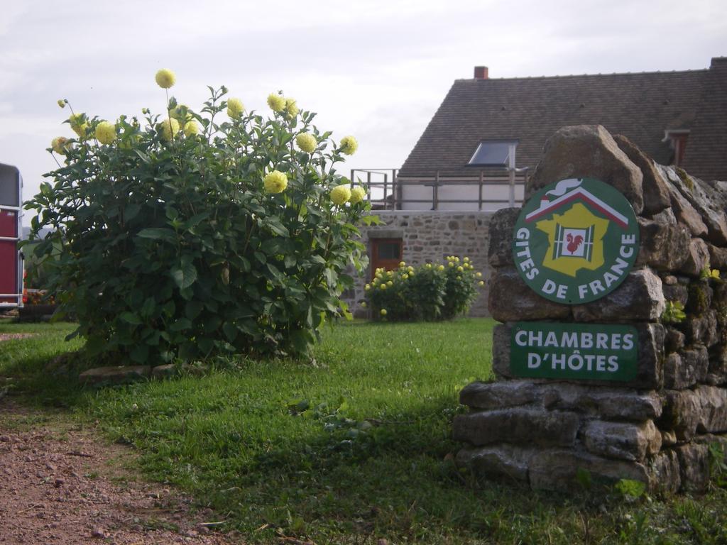 Le Trot'In Chair Bed & Breakfast Martigny-le-Comte Екстериор снимка